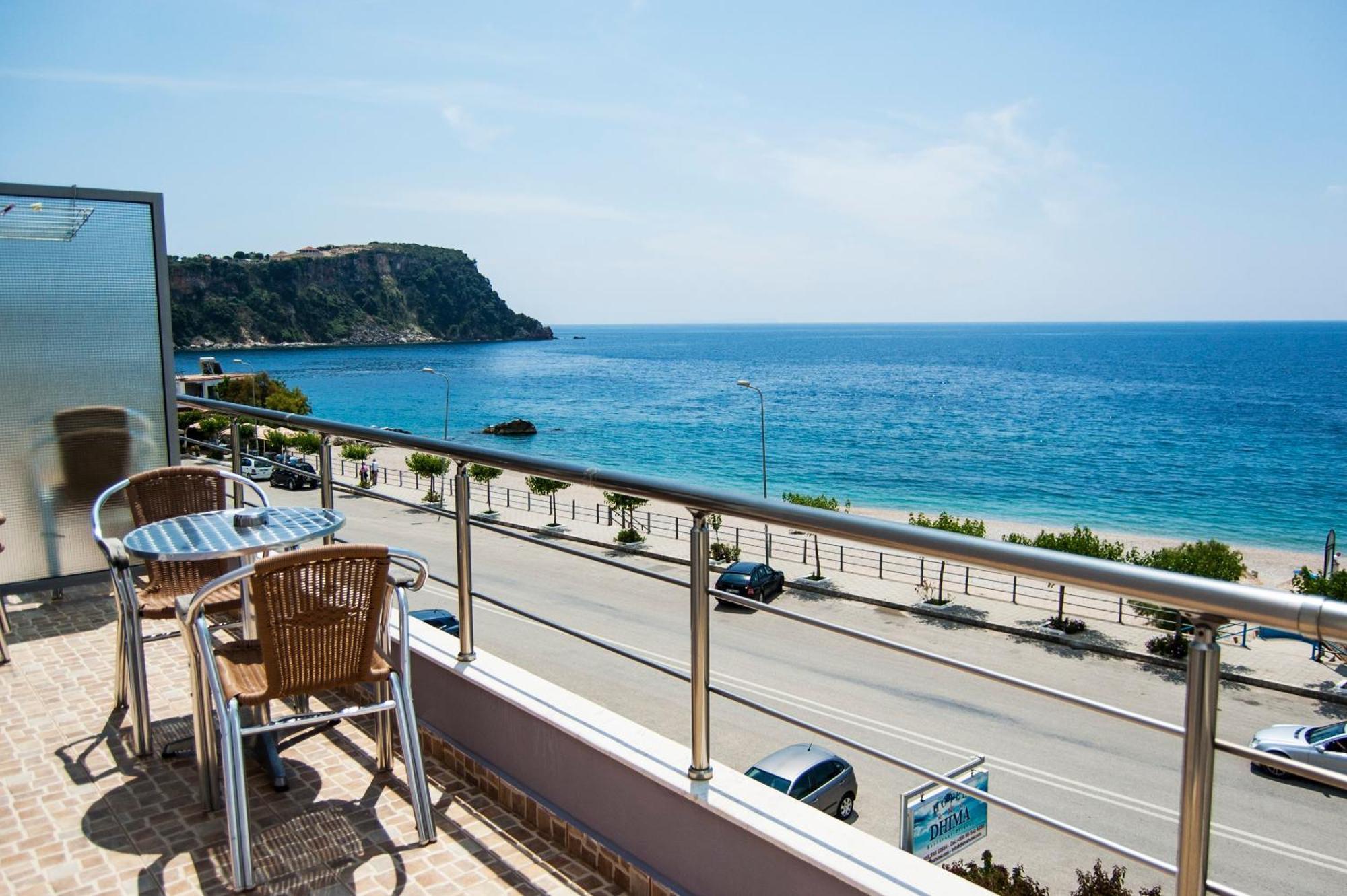 Dhima Hotel Himare Esterno foto