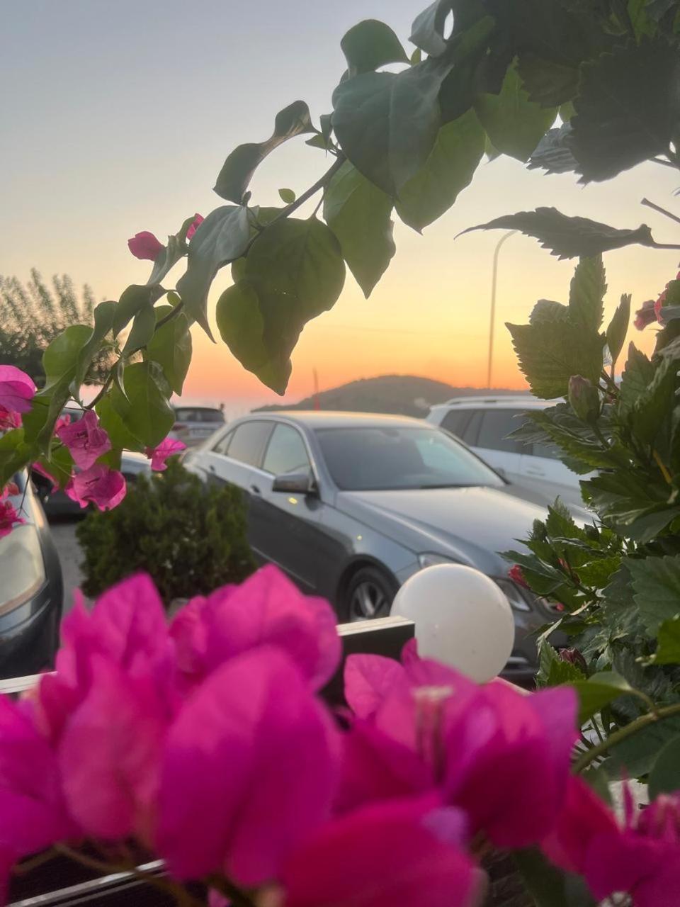 Dhima Hotel Himare Esterno foto